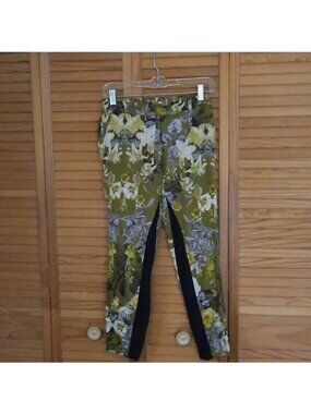 Sisley Elastic Waist With Snap & Zipper Closure Jogger Pants
